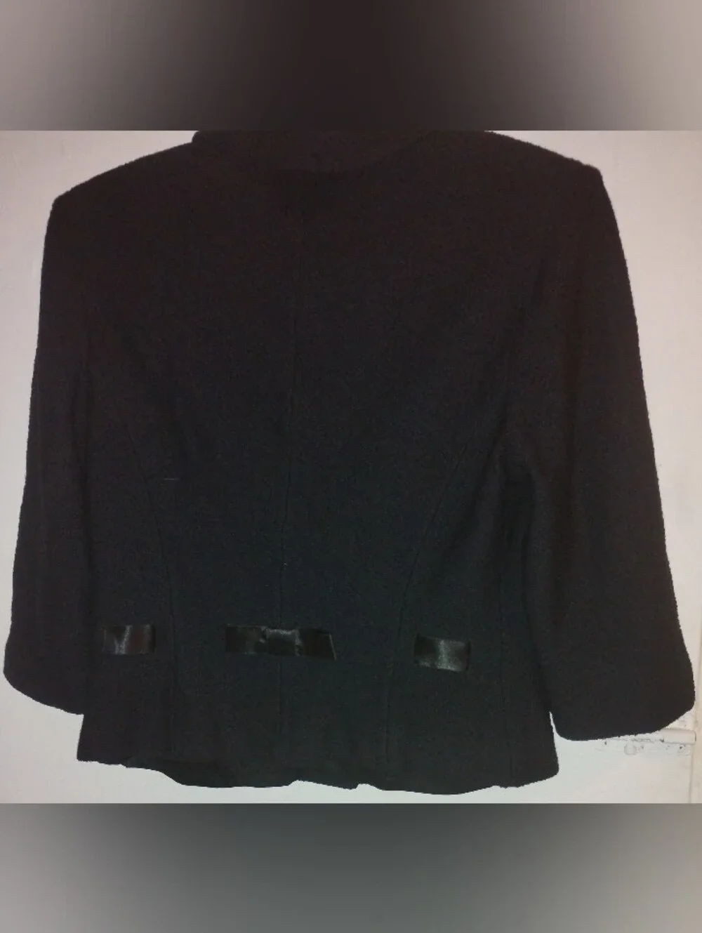 Rare Stunning St John Couture 8/6 Black Tweed Boucle Ribbon Buttons Skirt Suit